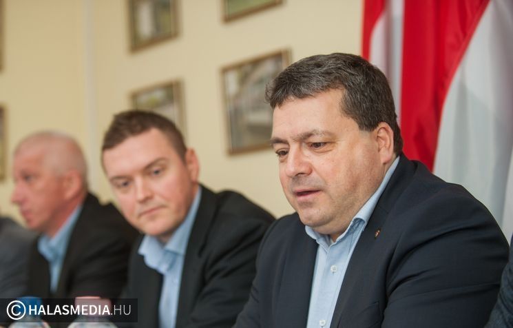  400 milliós fejlesztés a Hirling-lovasparkban