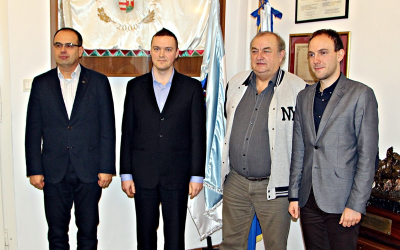 Polgármesteri köszönet a Merkbaunak