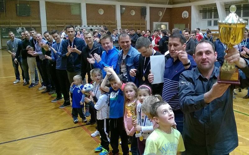 Huszonnyolc csapat kispályázik