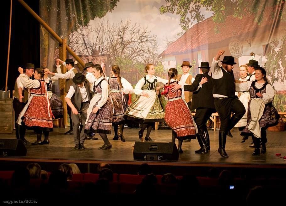 Szavazzunk a Kiskun Táncegyüttesre!