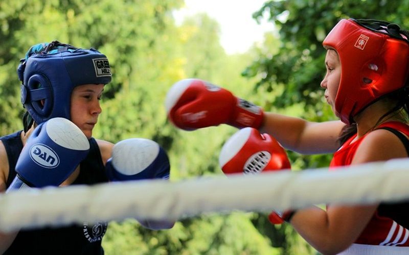 Micsoda? Boxmeccsek a Sóstó partján