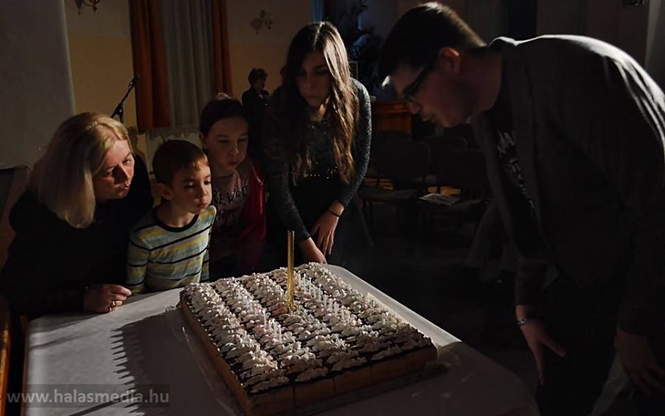 Szivárványos 20 esztendő