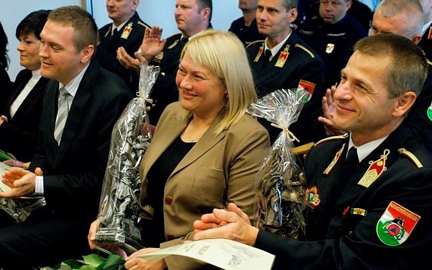 Tűzoltó elismerések a nemzeti ünnep alkalmából