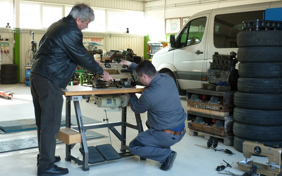 Varrógép-adomány Erdélybe