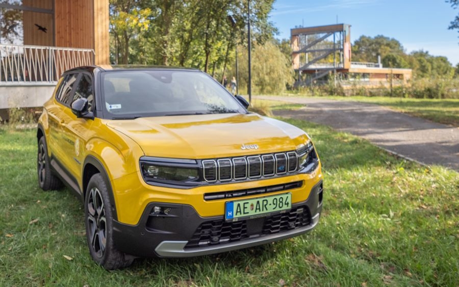 Avenger, az elektromos és benzines hajtás harmóniája (galéria)