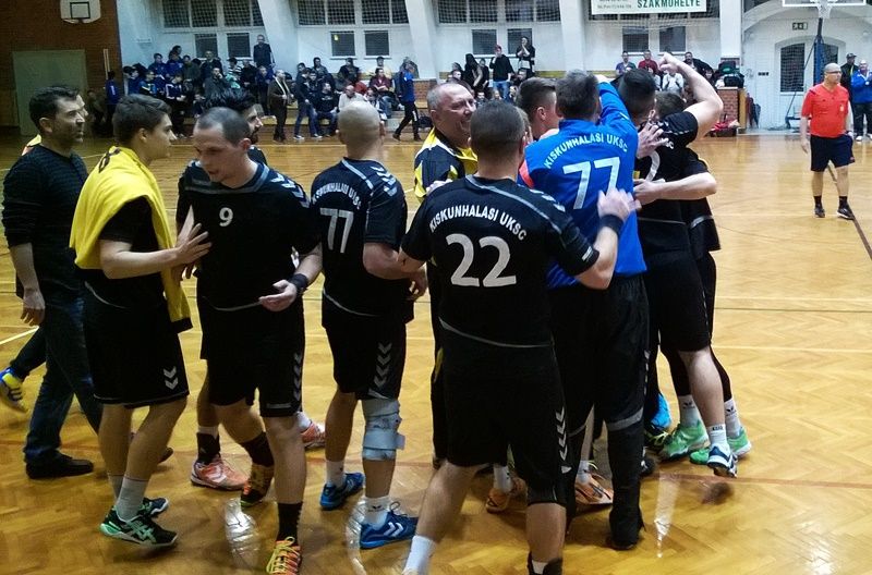 Döntetlen Újkígyóson