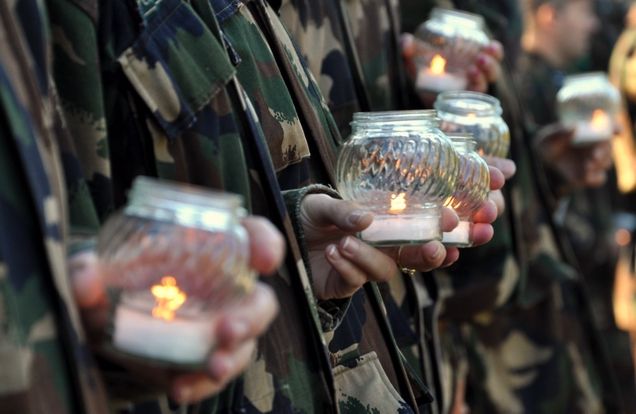 Megemlékezés a hősök parcellájában