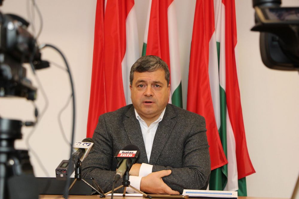 (►) Nemzeti Konzultáció, útfejlesztések