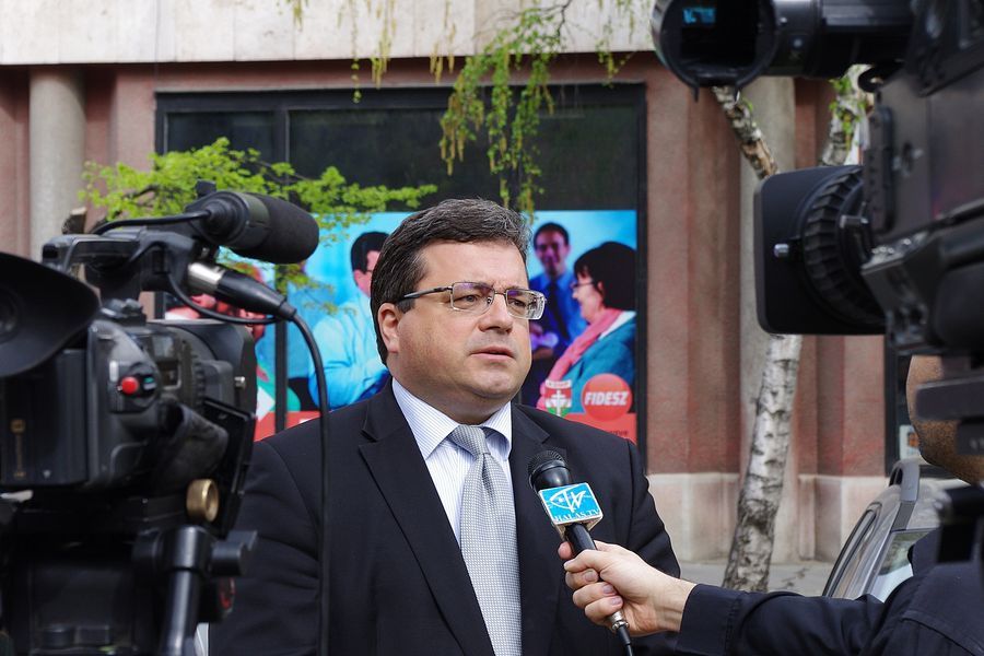 Folytatni kell a megkezdett utat!