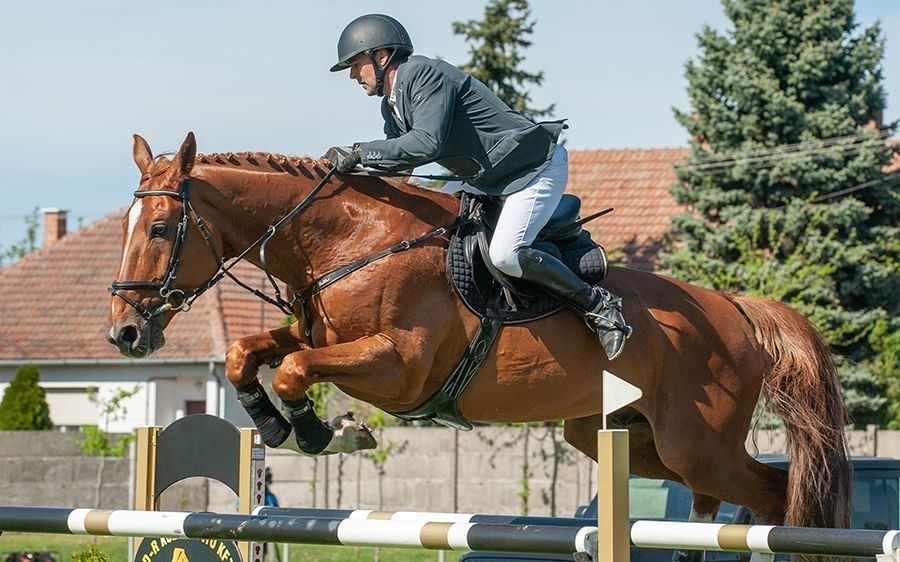 Országos díjugrató verseny Pünkösdkor
