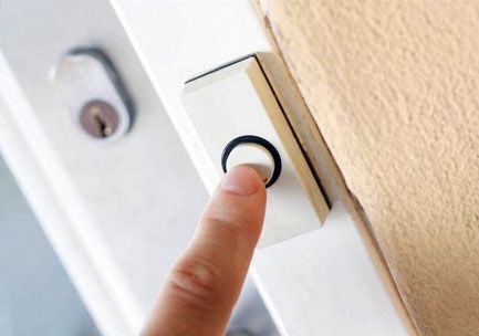 Pénzt akartak a gyanús alakok