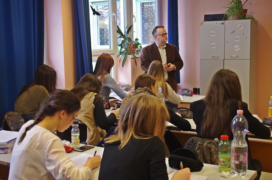 Veled is megtörténhet