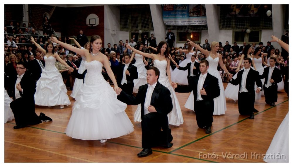 Szalagavató a Bibóban (galéria)