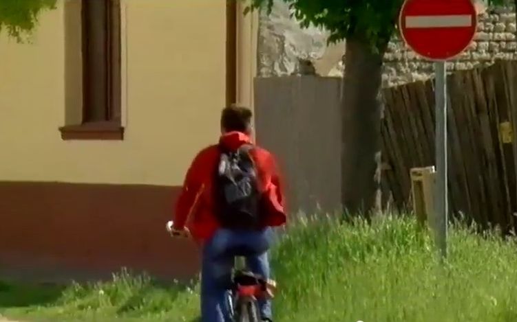 (►) Változás 44 halasi egyirányú utcában