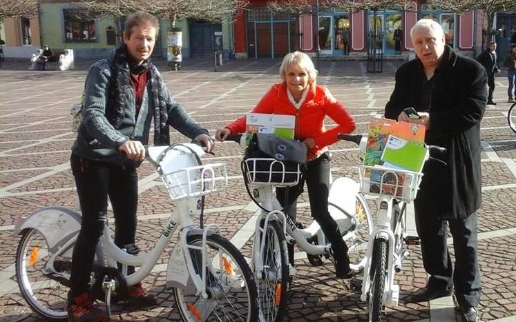 (►) Kanadában és az USA-ban is elérhető a csipke