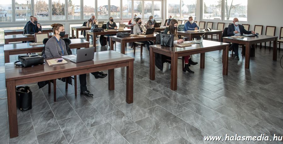 Nemzetközi bírói vizsga és versenyhelyszín a lovaspark (galéria)