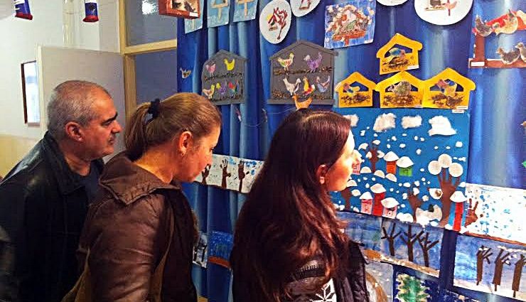  Száll a madár ágrul, ágra...