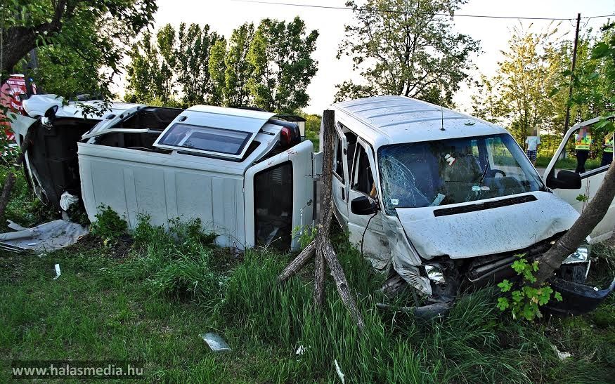 Súlyos baleset: 12 sérült