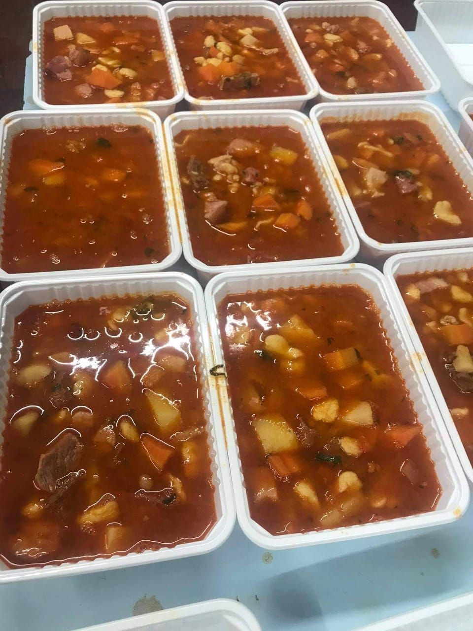 Vadgulyást és rétest kaptak az egészségügyi dolgozók