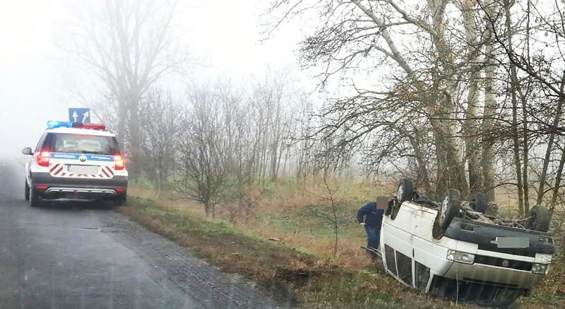 Baleset a reggeli ködben
