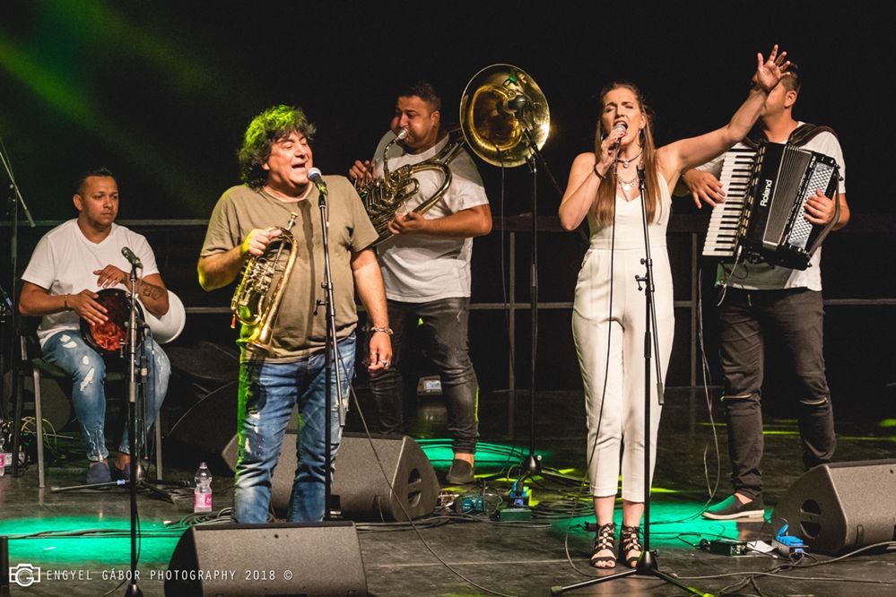 (►) „Hatalmas a közös repertoárunk