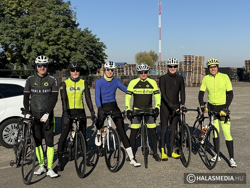 Halasi csapatok a keceli Szilva Bringatúrán