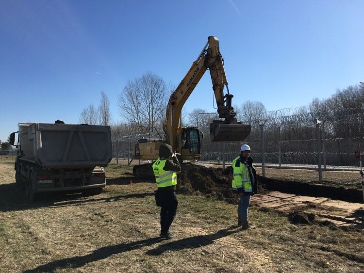 (►) Megkezdték a halasi járványkórház építését (galéria)