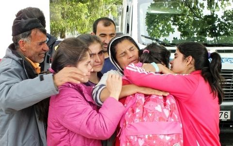 (►) Halason találkoztak a családtagok