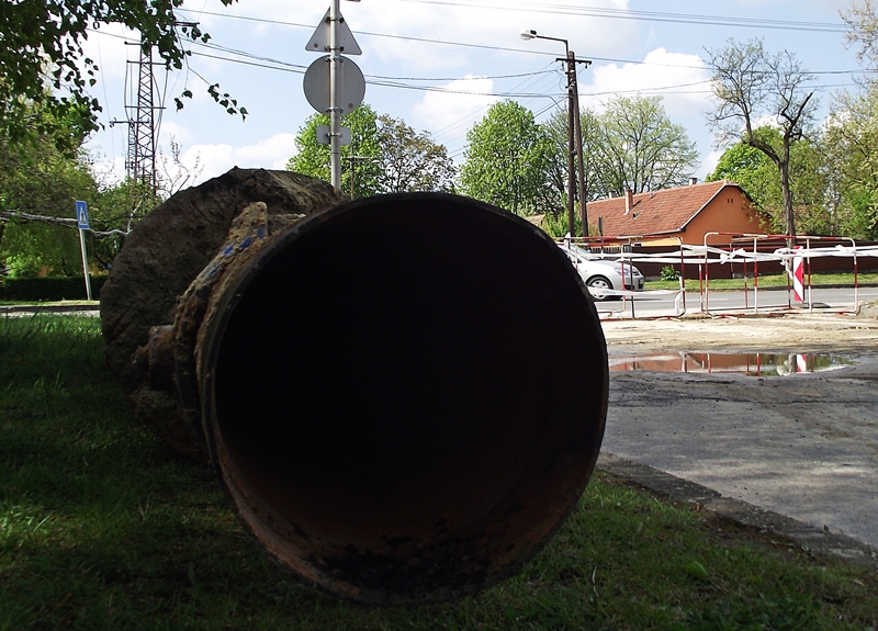 Csőbe húzták a hibát