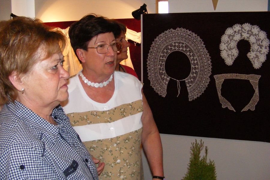 10 ezernél is több látogató