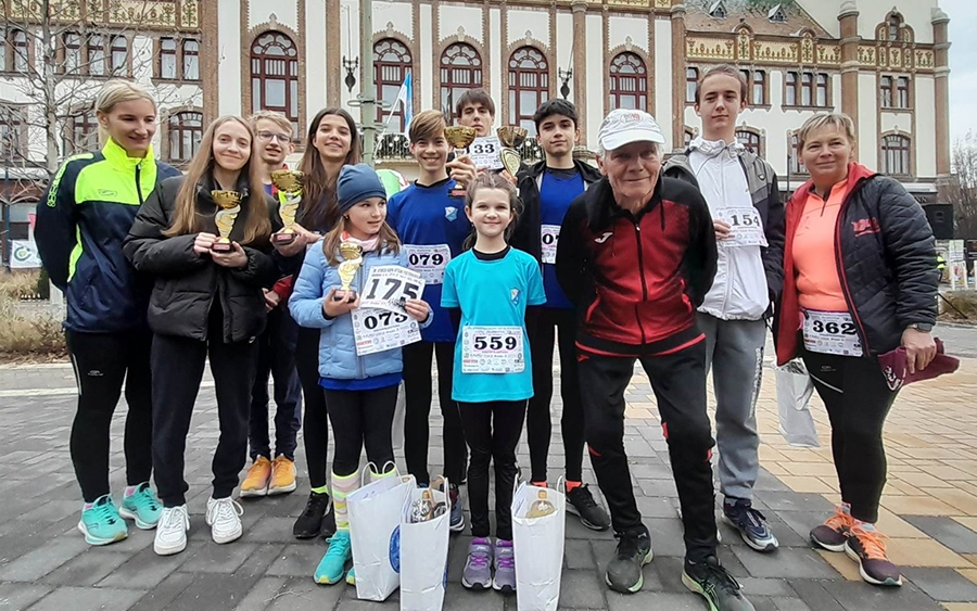 Szilveszter bearanyozva az igazi