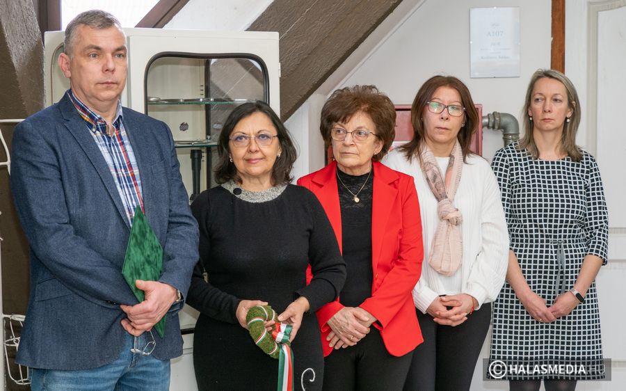 (►) Kossuth Zsuzsannára emlékeztek a Dékániban (galéria)