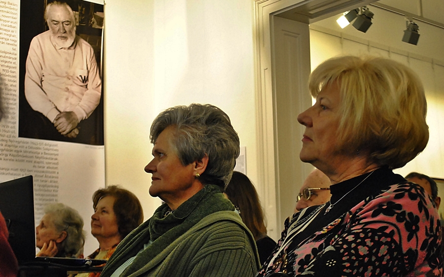 Múzeumi premiervetítés