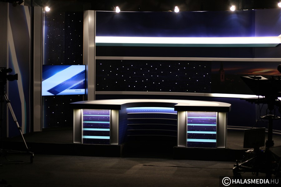 (►) Így készült a Halas TV új híradódíszlete