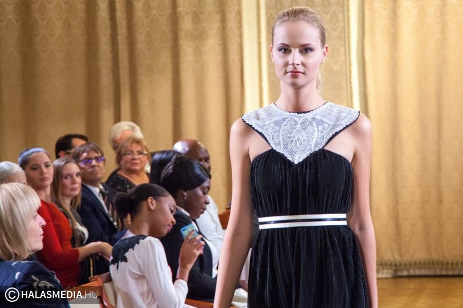 Halasi csipkés luxuskollekció (galéria)