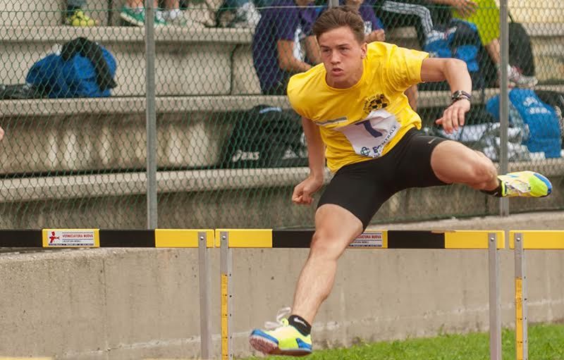 Halasi érmesek a váltóbajnokságon