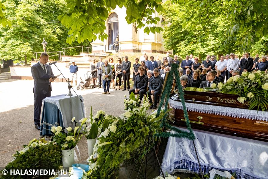 Végső búcsú dr. Horváth Lászlótól (galéria)