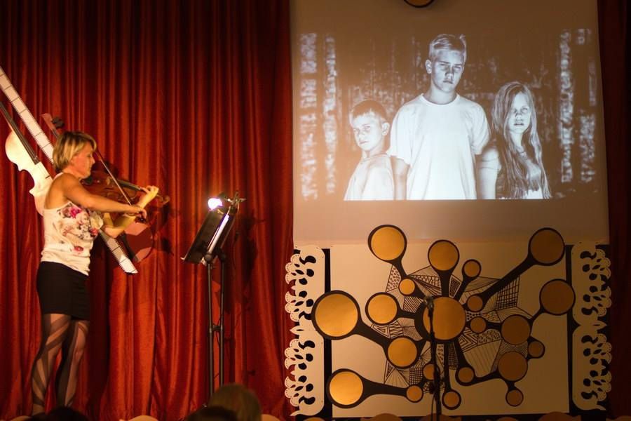 Jubiláló kaszinó (galériával)