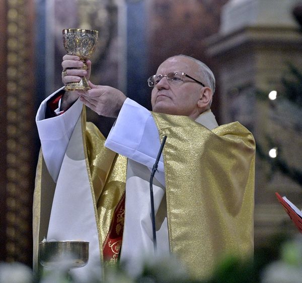 Éjféli mise a bazilikában