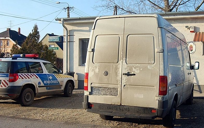 Kisszállási embercsempész