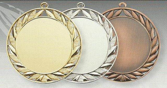 Aranyat és érmeket hoztak