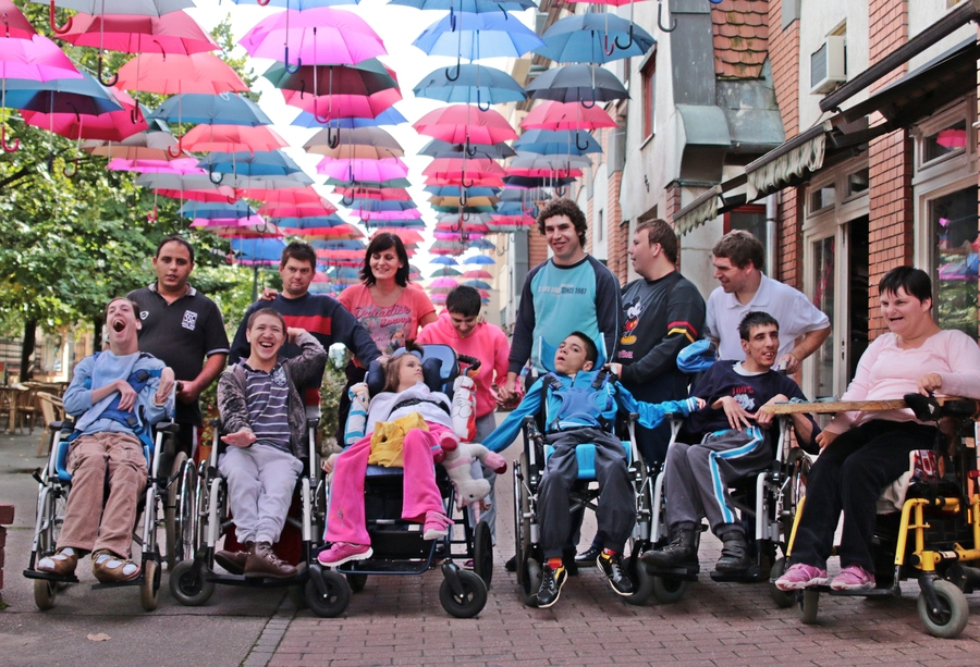 Mindenki a csodájára jár