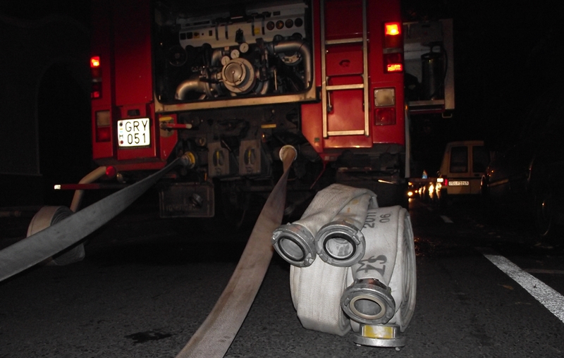 Kisebb tűz a lakótelepen