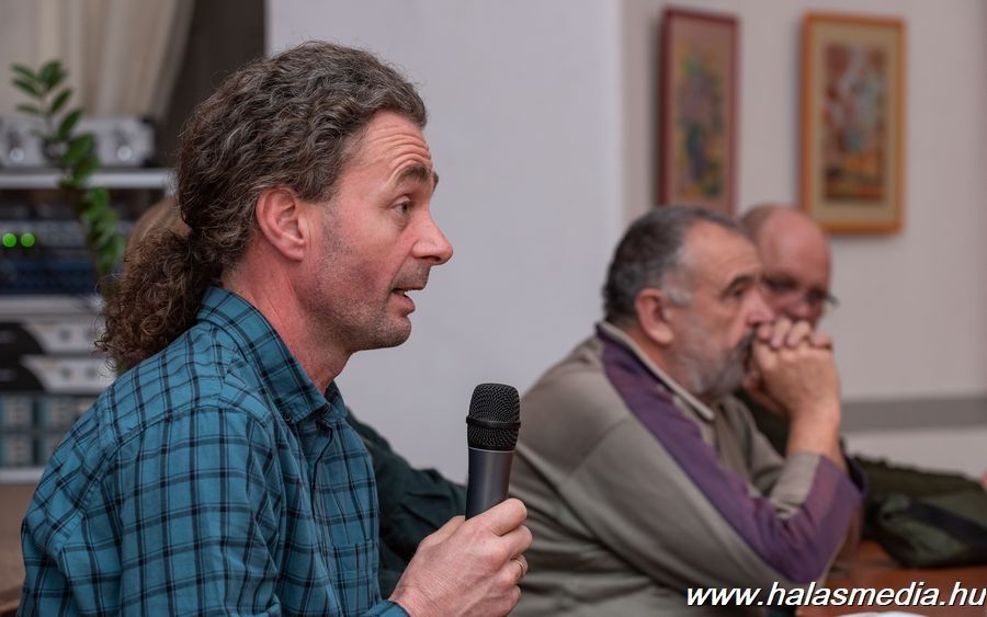 Nem az öregtölgyek átültetésére, maradniuk kell (galéria)