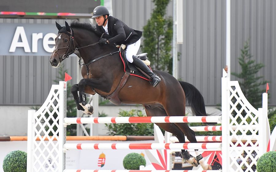 Fazekas István bajnok Maximus-szal