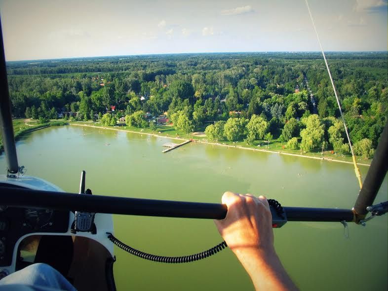 Halas lelépne a táborból