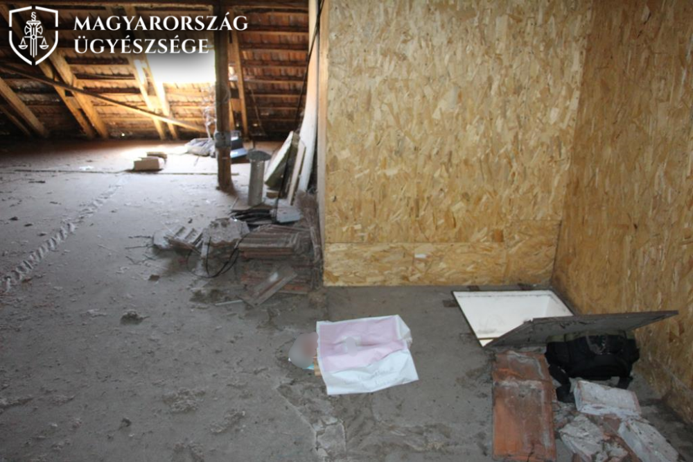 (►) Vádemelés a tetőt bontó, moldovai Pókember ellen