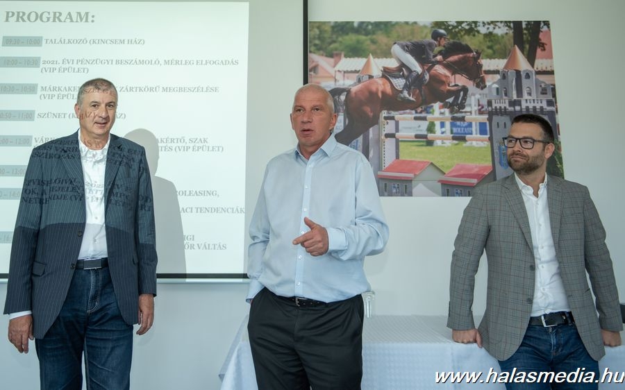 FIMOSZ konferencia a Kincsem Házban (galéria)