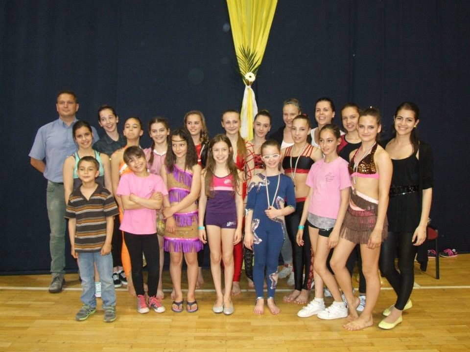 Remekeltek a halasi lányok