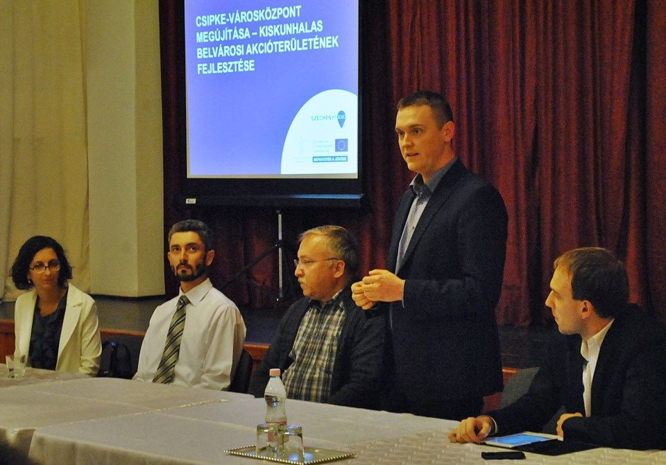 Bárki elmondhatta véleményét (videóval)